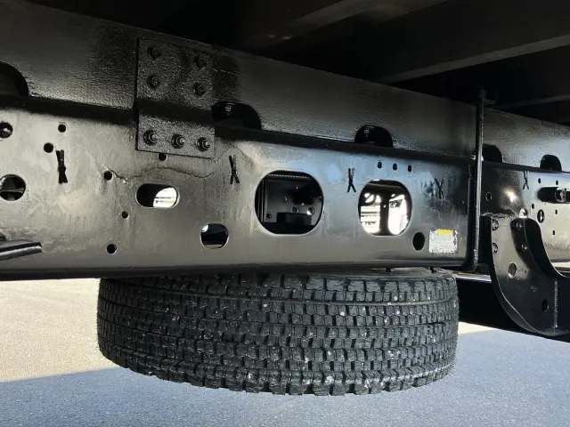 いすゞ フォワード 2PG-FRR90S1(2WD)の写真14