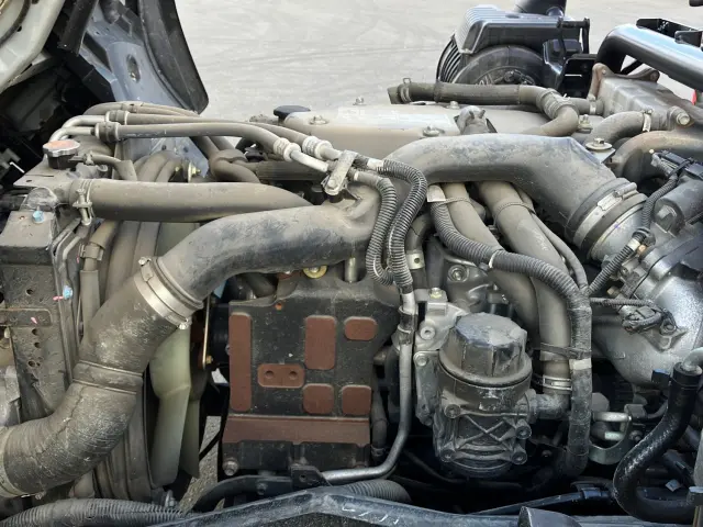 いすゞ フォワード 2PG-FRR90S1(2WD)の写真17