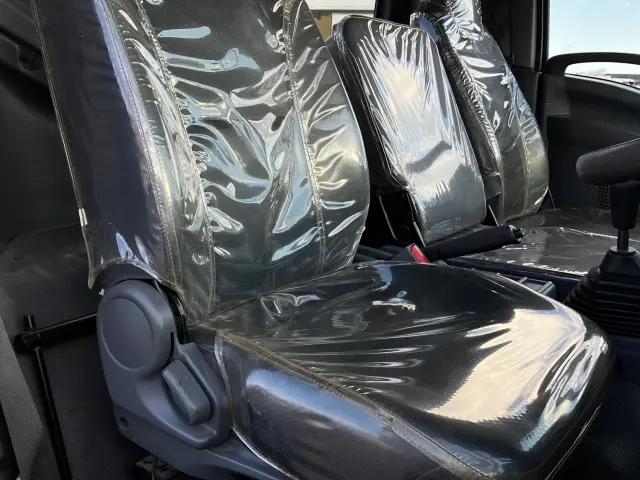 いすゞ フォワード 2PG-FRR90S1(2WD)の写真19