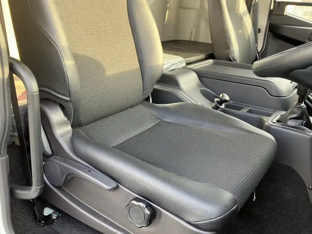 三菱 ファイター 2KG-FK62FZ(2WD)の写真19