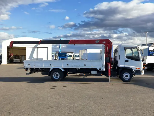 いすゞ フォワード ADG-FRR90K3S(2WD)の写真6