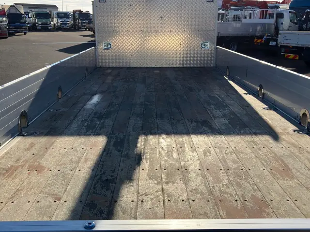 三菱 ファイター 2KG-FK62FY(2WD)の写真7