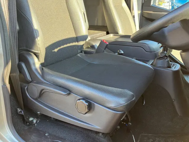 三菱 ファイター 2KG-FK62FY(2WD)の写真19