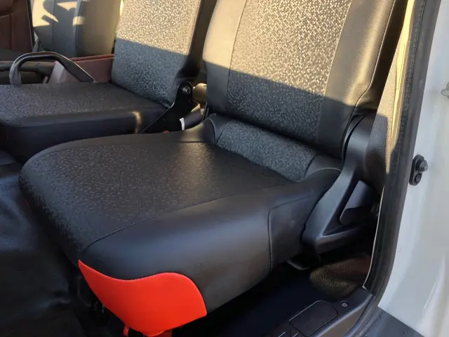 日野 レンジャー 2KG-FC2ABA(2WD)の写真20