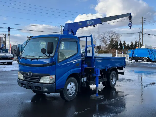 日野 デュトロ BDG-XZU334M(2WD)の写真1