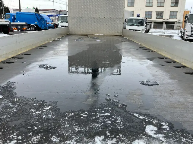 ＵＤ クオン 2PG-CW5CA(6x4)の写真7