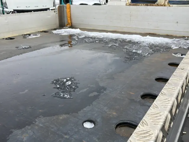 ＵＤ クオン 2PG-CW5CA(6x4)の写真9