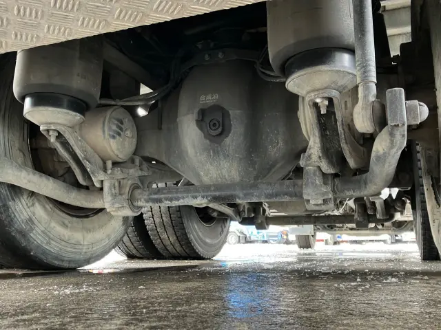 ＵＤ クオン 2PG-CW5CA(6x4)の写真16