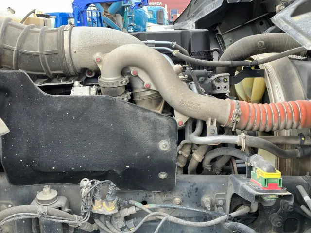 ＵＤ クオン 2PG-CW5CA(6x4)の写真18