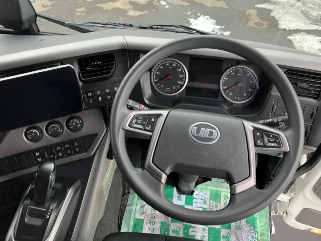 ＵＤ クオン 2PG-CW5CA(6x4)の写真21