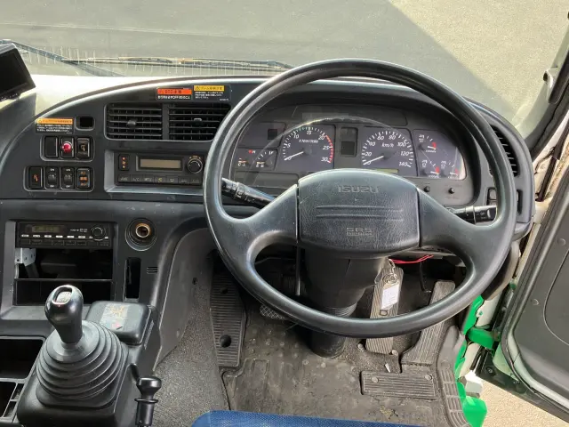 いすゞ ギガ PKG-CYJ77W8(8x4)の写真21