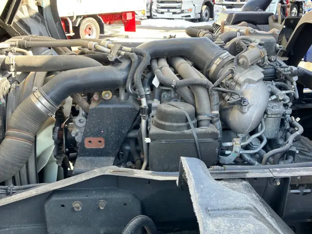 いすゞ フォワード 2RG-FTR90U2(2WD)の写真16