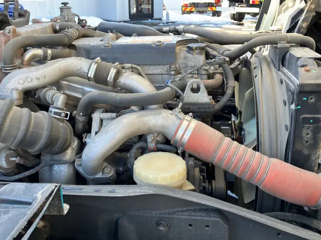 いすゞ フォワード 2RG-FTR90U2(2WD)の写真17