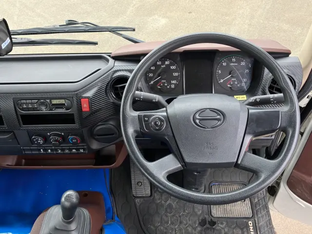 日野 レンジャー 2KG-FC2ABA(2WD)の写真21