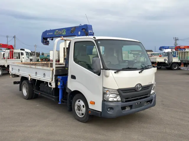 トヨタ ダイナ TKG-XZU710(2WD)の写真2