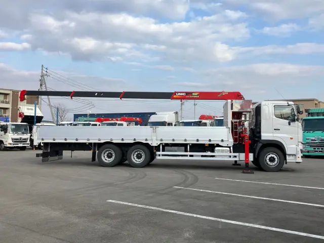 日野 プロフィア 2DG-FS1AHC(6x4)の写真6