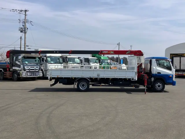 三菱 キャンター 2PG-FED90(2WD)の写真6