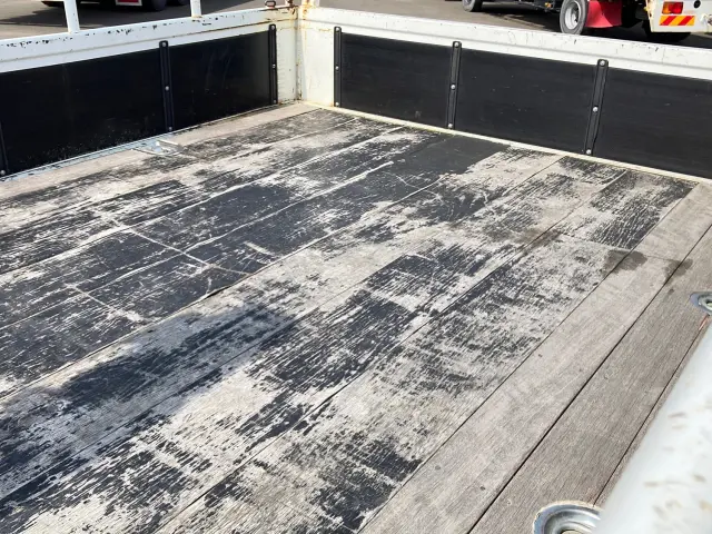 三菱 キャンター 2PG-FED90(2WD)の写真9