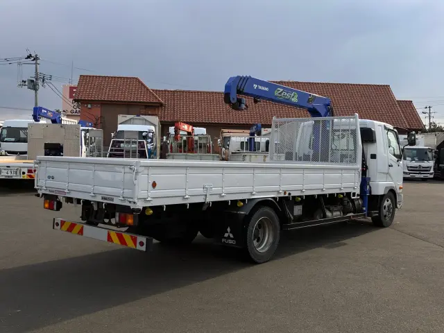 三菱 ファイター 2KG-FK61F(2WD)の写真3