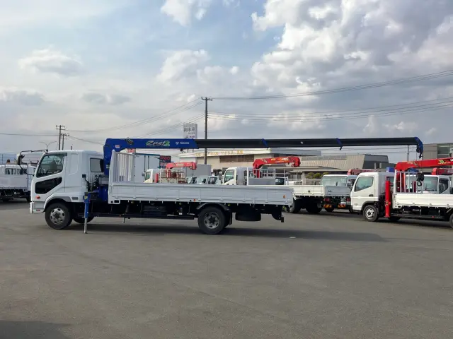 三菱 ファイター 2KG-FK61F(2WD)の写真5