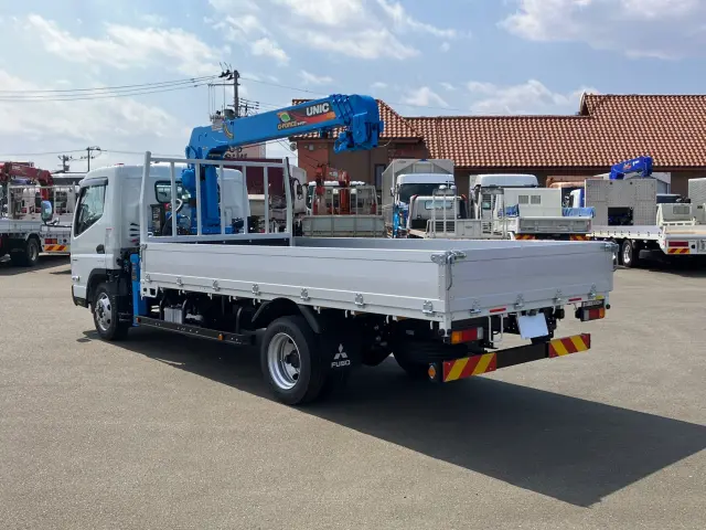 三菱 キャンター 2RG-FEB80(2WD)の写真3