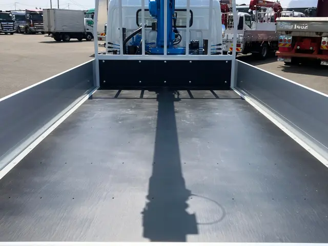 三菱 キャンター 2RG-FEB80(2WD)の写真7