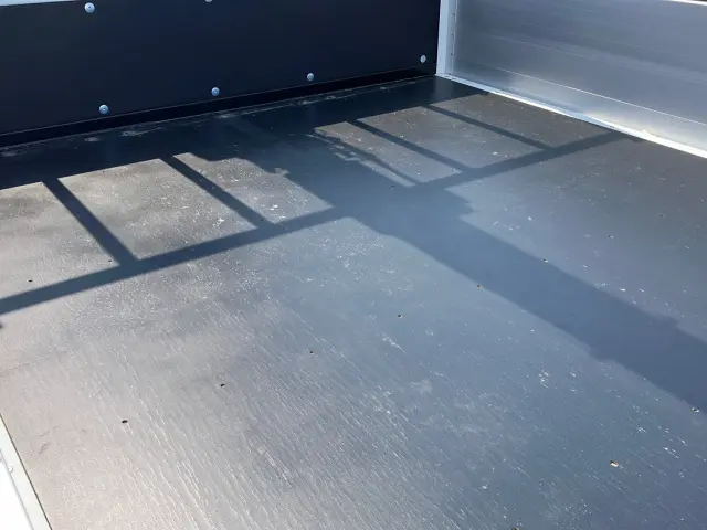 三菱 キャンター 2RG-FEB80(2WD)の写真8