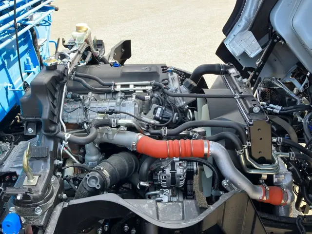 三菱 キャンター 2RG-FEB80(2WD)の写真18