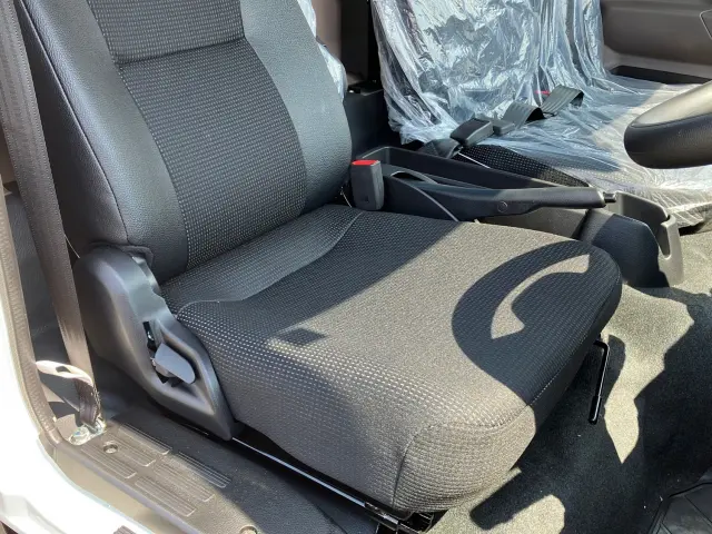 三菱 キャンター 2RG-FEB80(2WD)の写真19