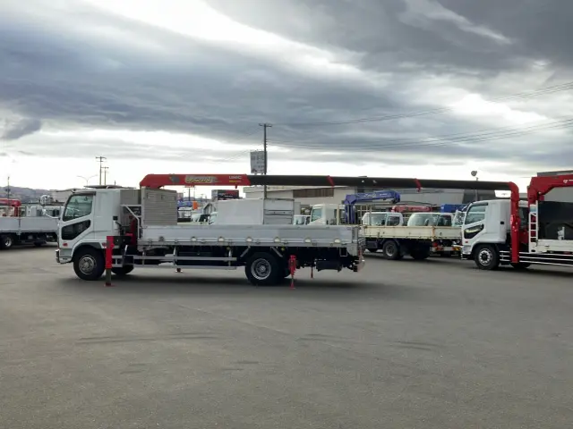 三菱 ファイター QKG-FK62FZ(2WD)の写真5