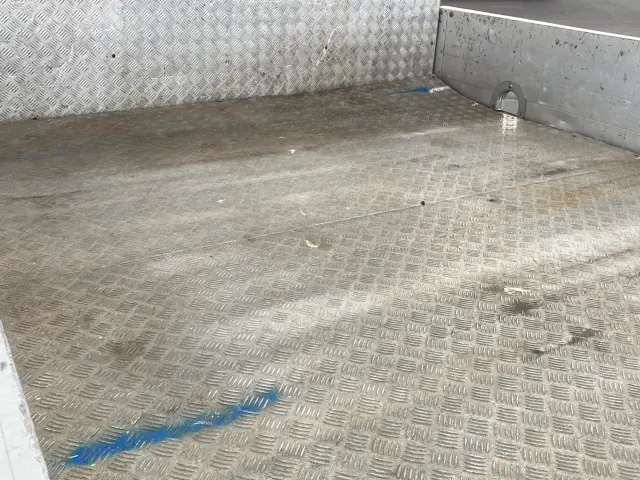 三菱 ファイター QKG-FK62FZ(2WD)の写真8