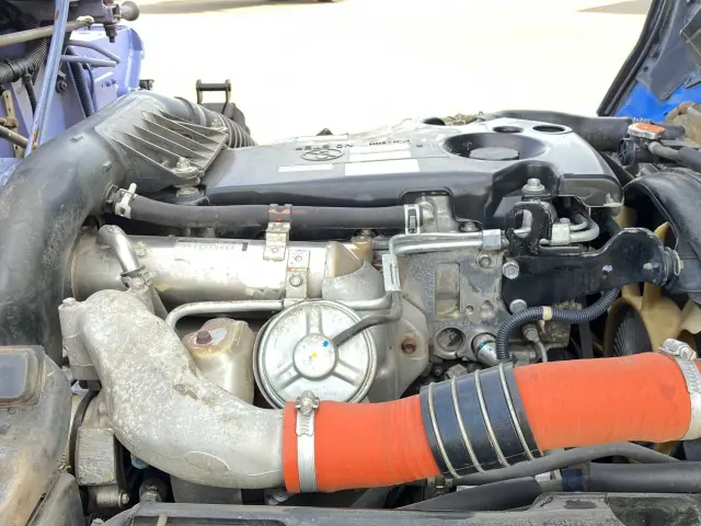 いすゞ エルフ BKG-NKR85AR(2WD)の写真18