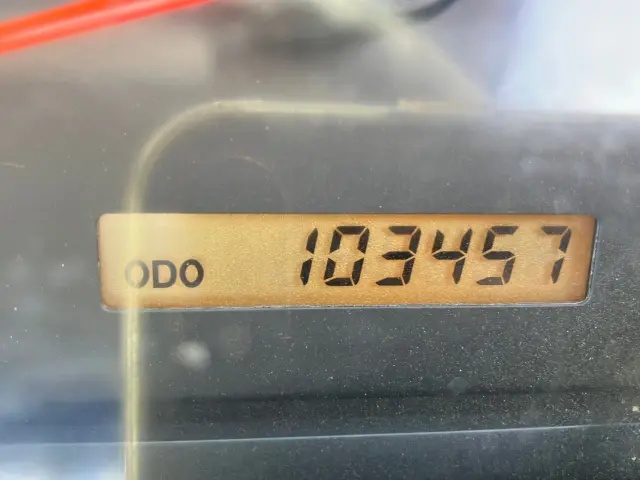 いすゞ エルフ BKG-NKR85AR(2WD)の写真22