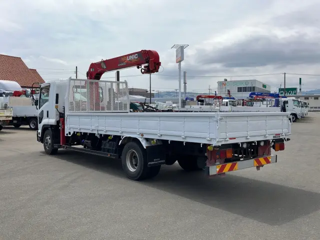 いすゞ フォワード 2RG-FRR90S2(2WD)の写真4