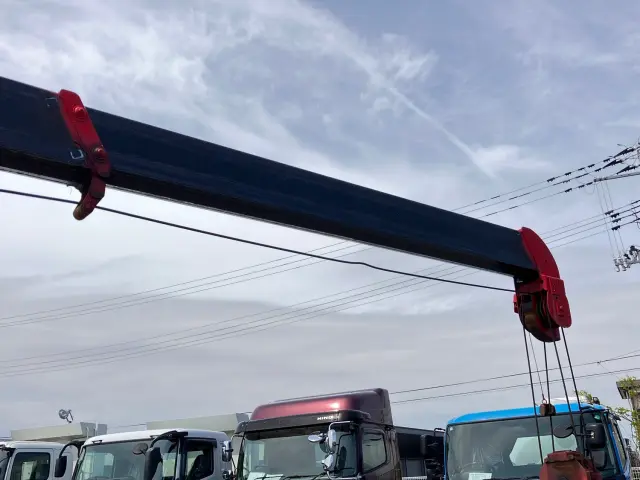 いすゞ フォワード 2RG-FRR90S2(2WD)の写真13