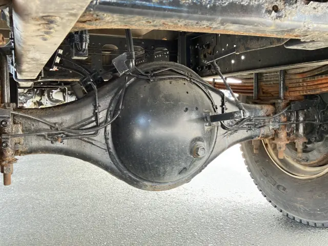 いすゞ フォワード 2RG-FRR90S2(2WD)の写真16