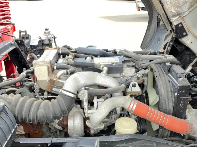 いすゞ フォワード 2RG-FRR90S2(2WD)の写真18