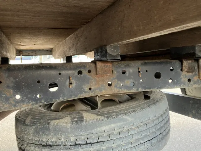 いすゞ エルフ PB-NPR81AR(2WD)の写真14