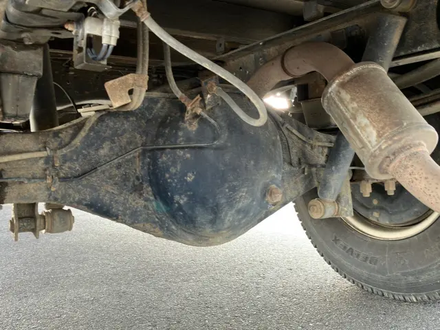 いすゞ エルフ PB-NPR81AR(2WD)の写真16