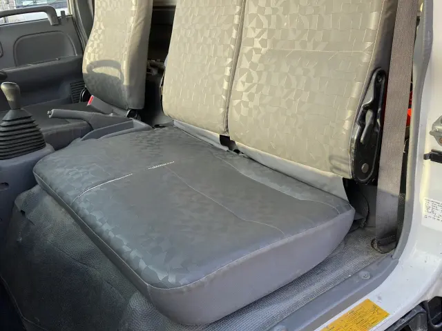 いすゞ エルフ PB-NPR81AR(2WD)の写真20