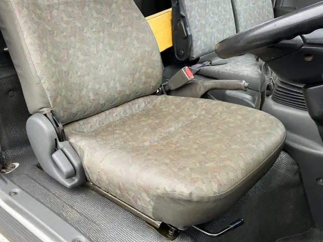 いすゞ エルフ KR-NPR72LR(2WD)の写真19