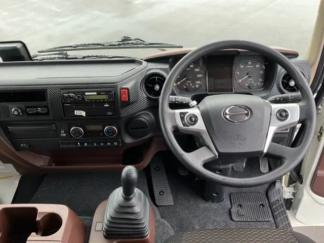 日野 レンジャー 2KG-FE2ACA(2WD)の写真21