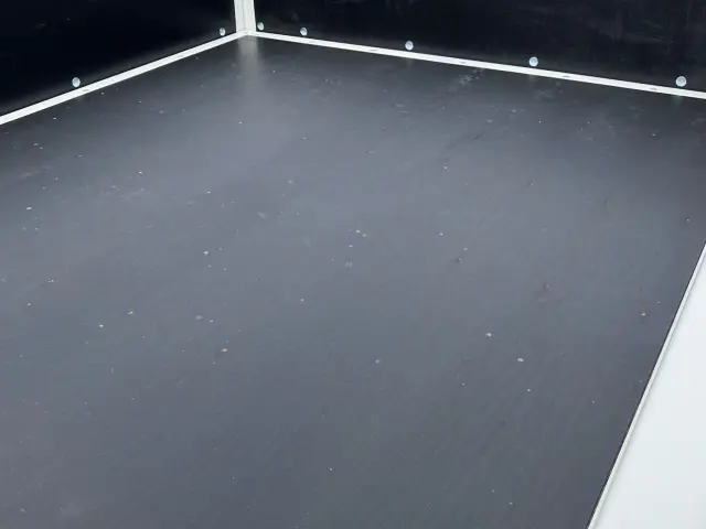 三菱 キャンター 2RG-FEA80(2WD)の写真9