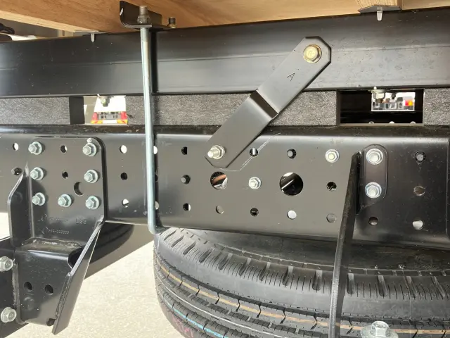 三菱 キャンター 2RG-FEA80(2WD)の写真15