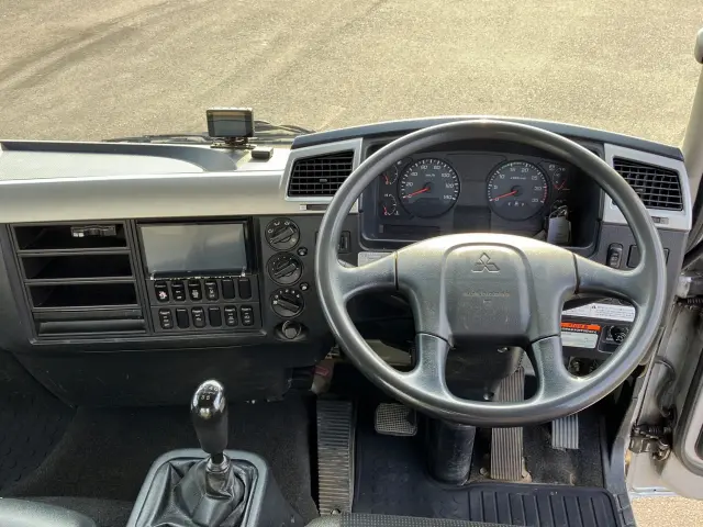 三菱 ファイター 2KG-FK61F(2WD)の写真21