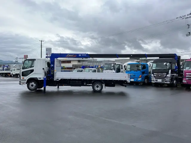 三菱 ファイター 2KG-FK62F(2WD)の写真5
