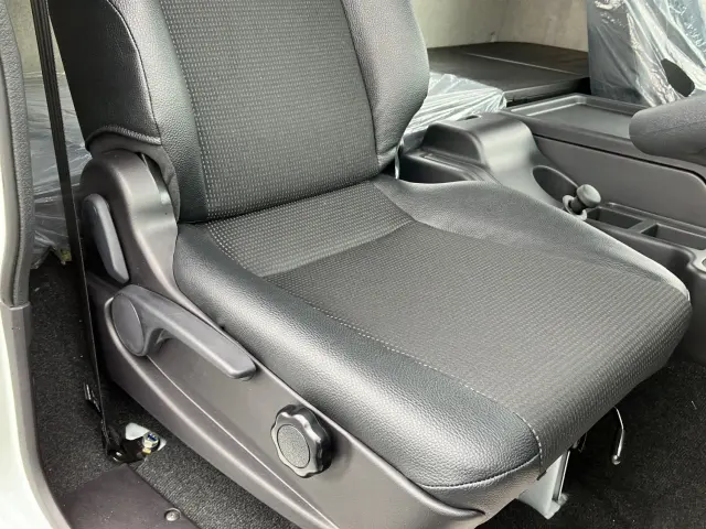 三菱 ファイター 2KG-FK62F(2WD)の写真19