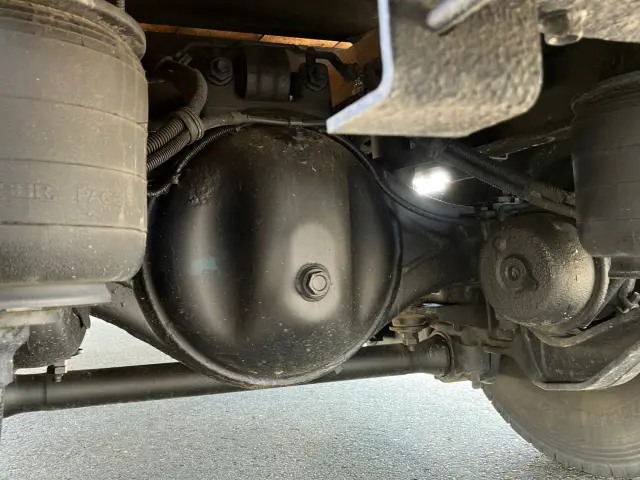いすゞ フォワード 2RG-FTR90V2(2WD)の写真16
