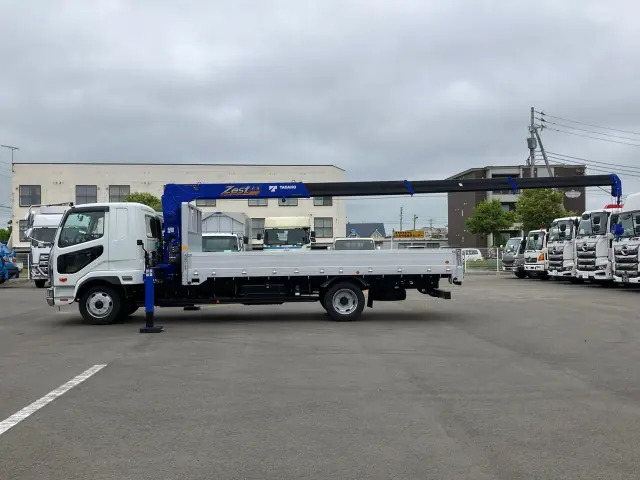 三菱 ファイター 2KG-FK62F(2WD)の写真6