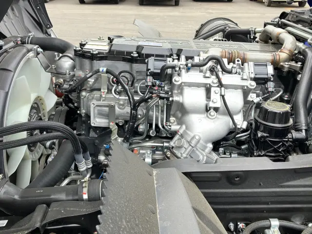 三菱 ファイター 2KG-FK62F(2WD)の写真17
